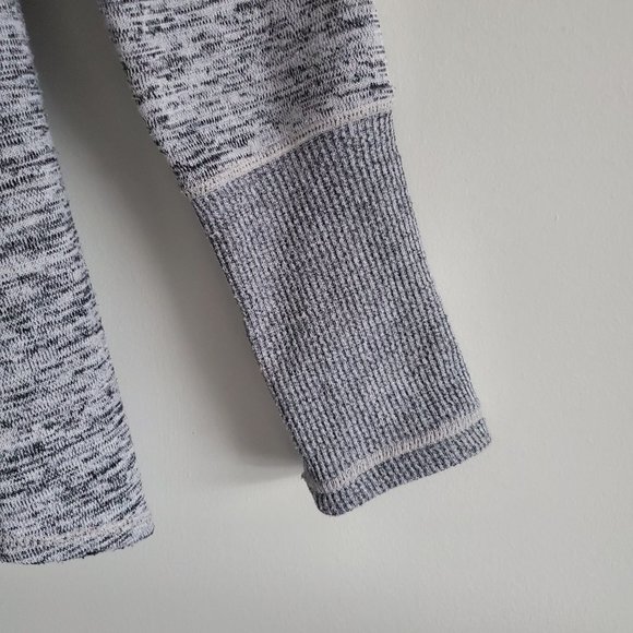 90 DEGREES Women's Medium Grey Casual Workout Sweater Shirt Zip Vents Snug Cuffs - Picture 4 of 7